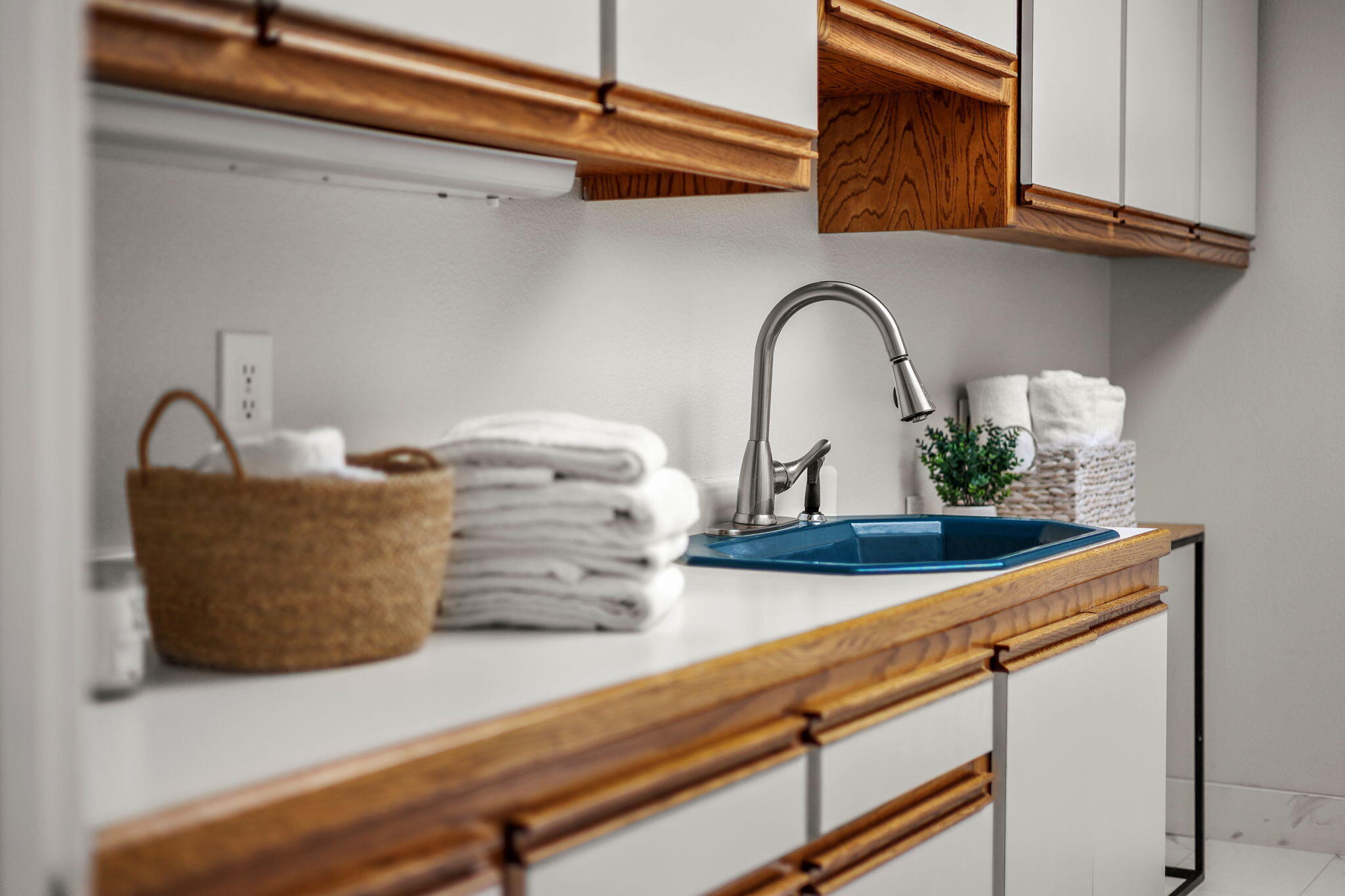 21791 Wilcox Road Red Bluff, CA 96080 - Photo 23 of 135 Laundry Room