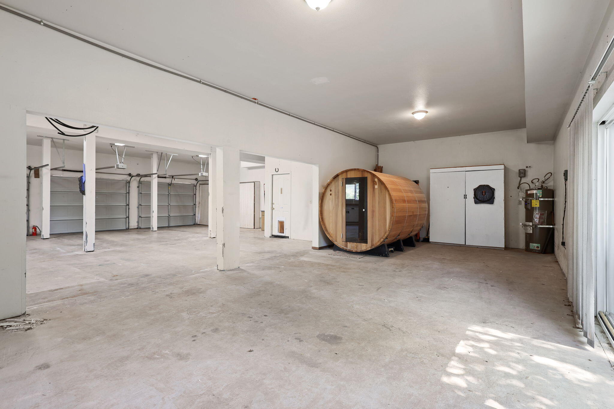 21791 Wilcox Road Red Bluff, CA 96080 - Photo 37 of 135 5 Car Garage + 3 Car Size Area