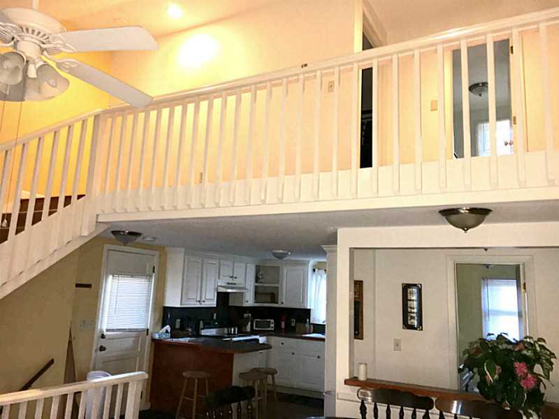 68 Hemlock Road South Kingstown, RI 02879 - Photo 4 of 21 Living Room.