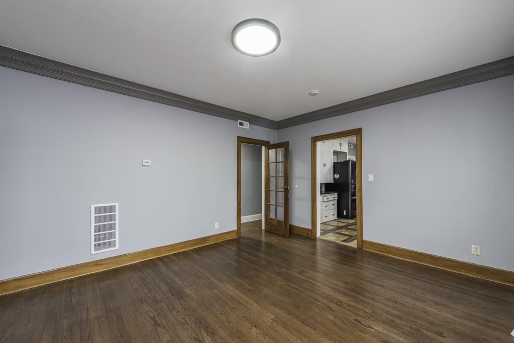 415 West Ridgeland Avenue, Unit 2 Waukegan, IL 60085 - Photo 11 of 25