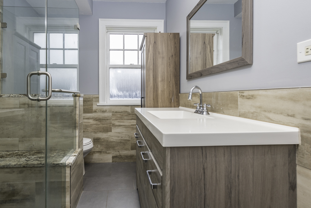 415 West Ridgeland Avenue, Unit 2 Waukegan, IL 60085 - Photo 19 of 25