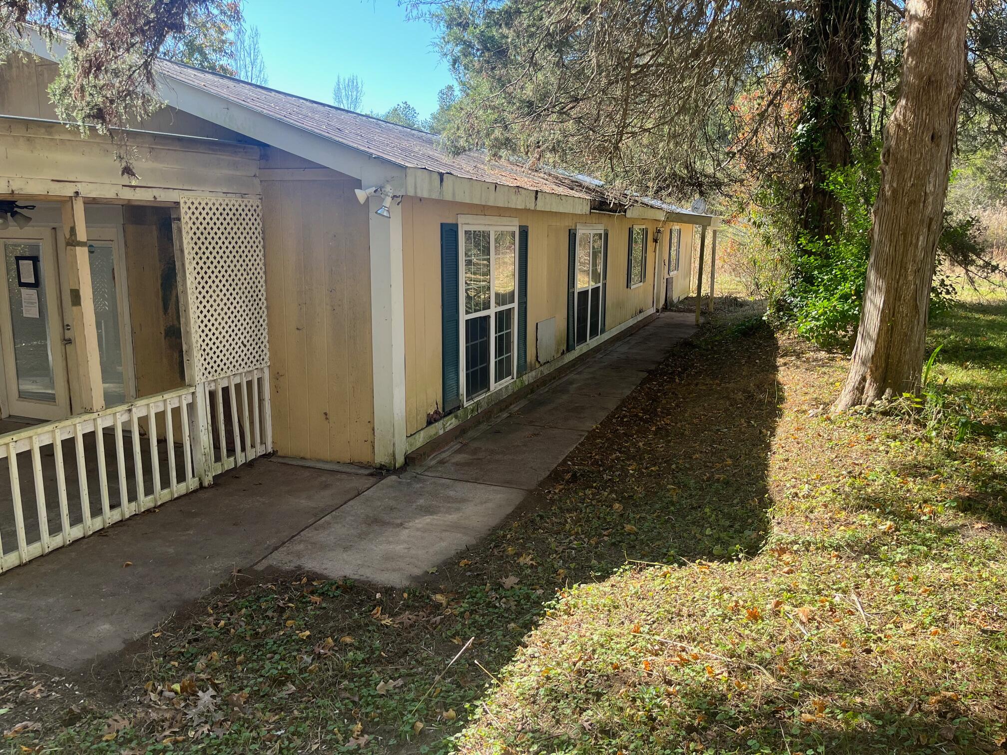 234 Dad Taylor Drive Rock Spring, GA 30739 - Photo 3 of 18 IMG_2739