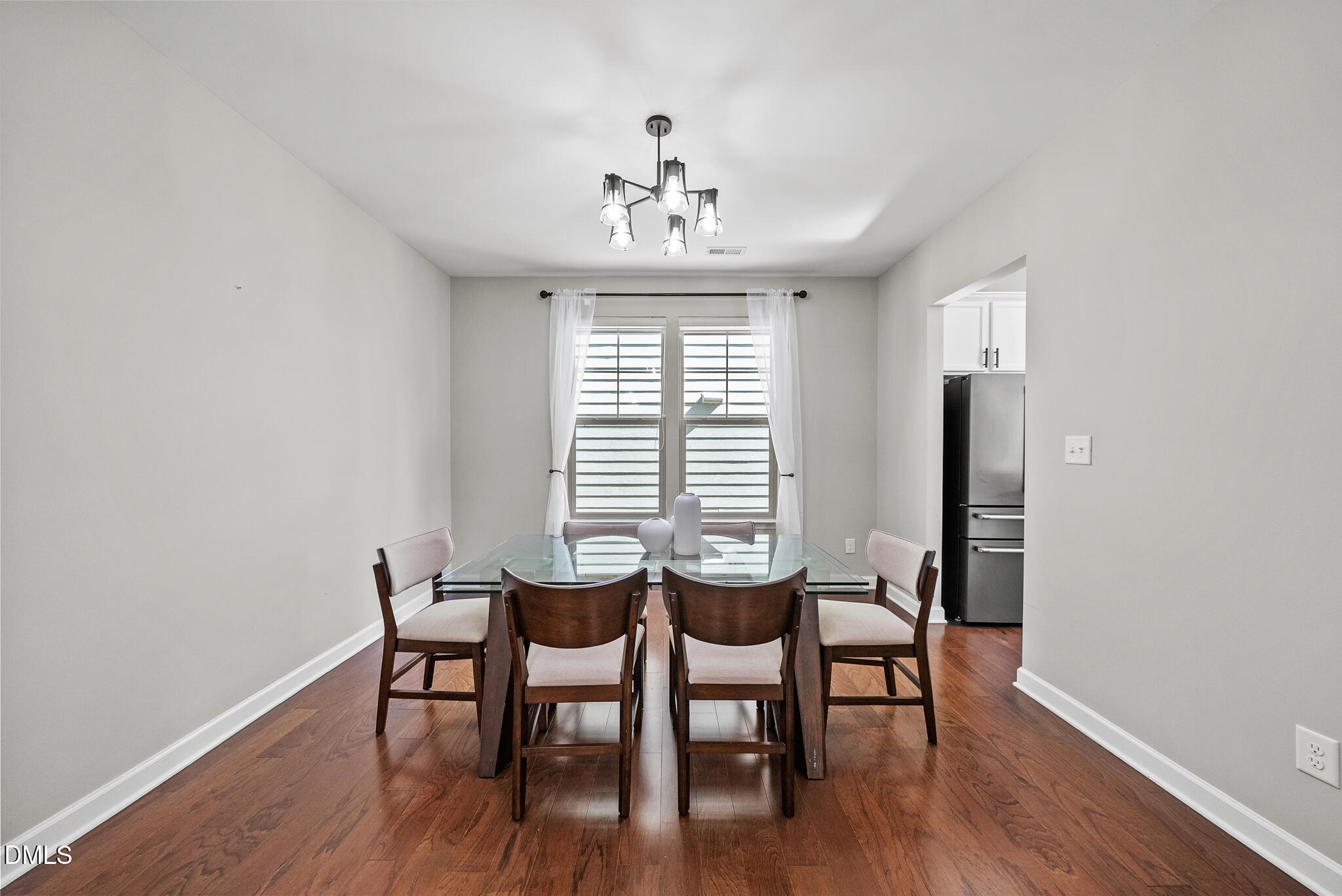 619 Laurel Berry Court Apex, NC 27523 - Photo 3 of 34 DSC06933