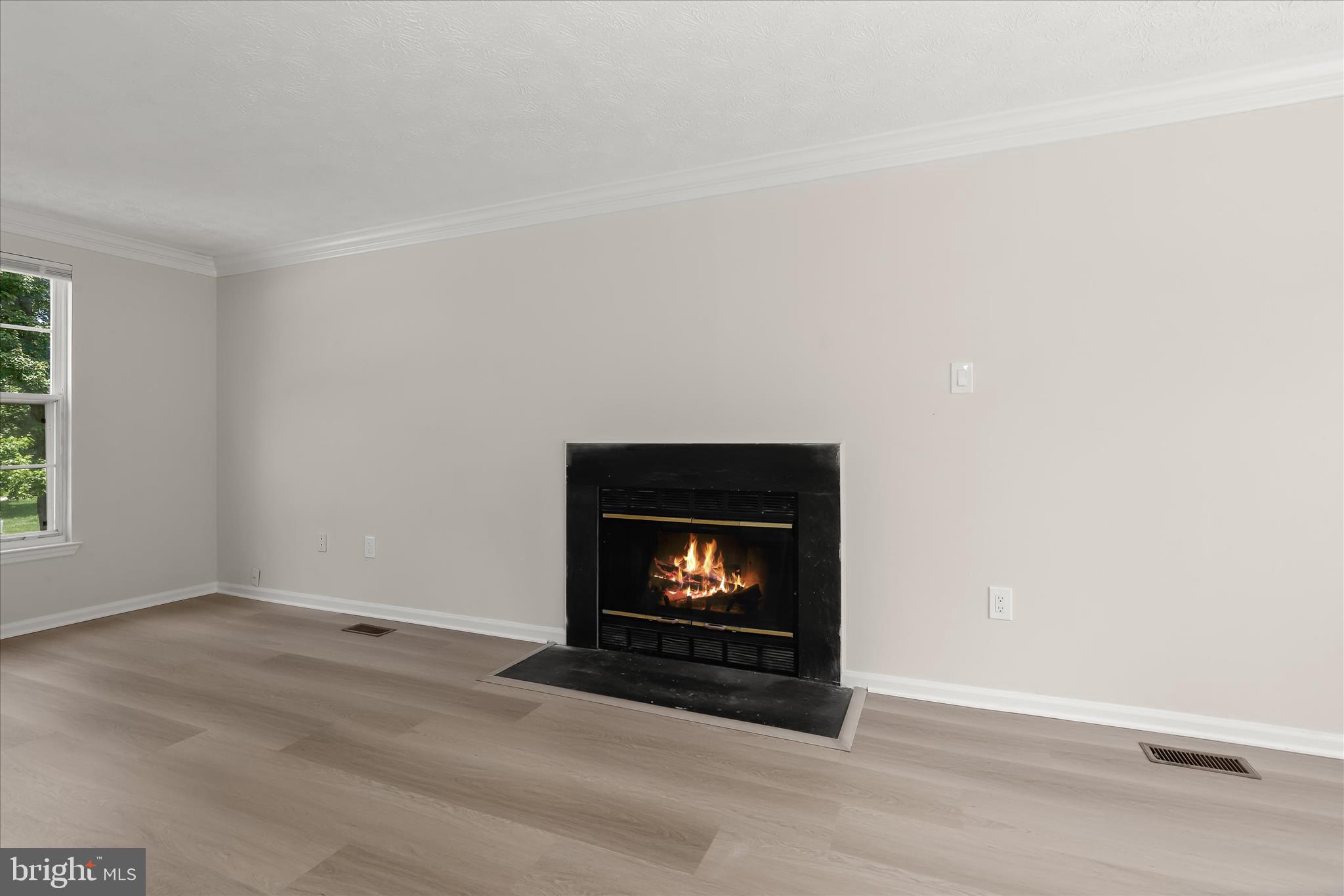 5934 Iron Frame Way Columbia, MD 21044 - Photo 13 of 44 Living Room