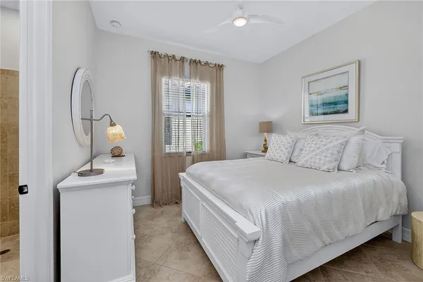 $1,150,000 | 3001 Aviamar Circle, Naples, FL 34114