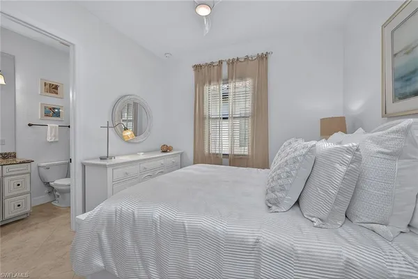 $1,150,000 | 3001 Aviamar Circle, Naples, FL 34114
