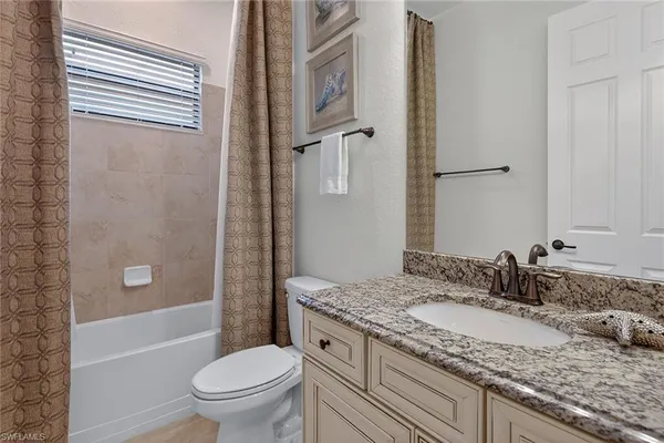 $1,150,000 | 3001 Aviamar Circle, Naples, FL 34114