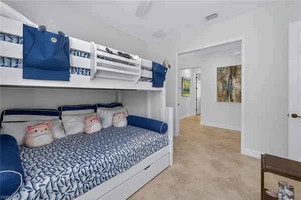$1,150,000 | 3001 Aviamar Circle, Naples, FL 34114