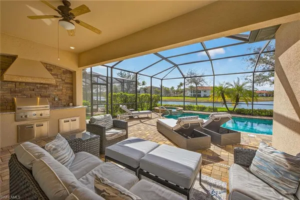 $1,150,000 | 3001 Aviamar Circle, Naples, FL 34114