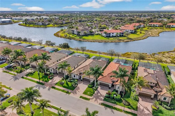 $1,150,000 | 3001 Aviamar Circle, Naples, FL 34114