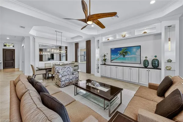 $1,150,000 | 3001 Aviamar Circle, Naples, FL 34114