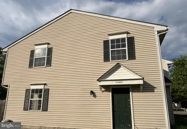 $2,100 | 21400 Manon Way, Lexington Park, MD 20653