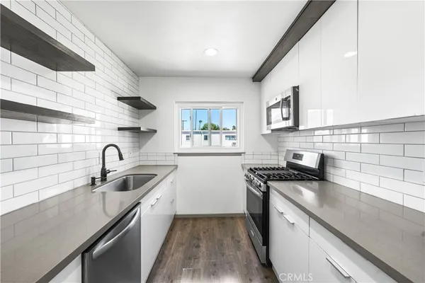 $310,000 | 7135 Coldwater Canyon Avenue, Unit 16, North Hollywood, CA 91605