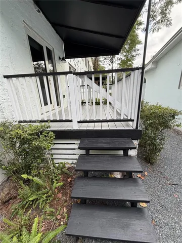 $2,395 | 3677 Poinciana Avenue, Unit 6A, Miami, FL 33133