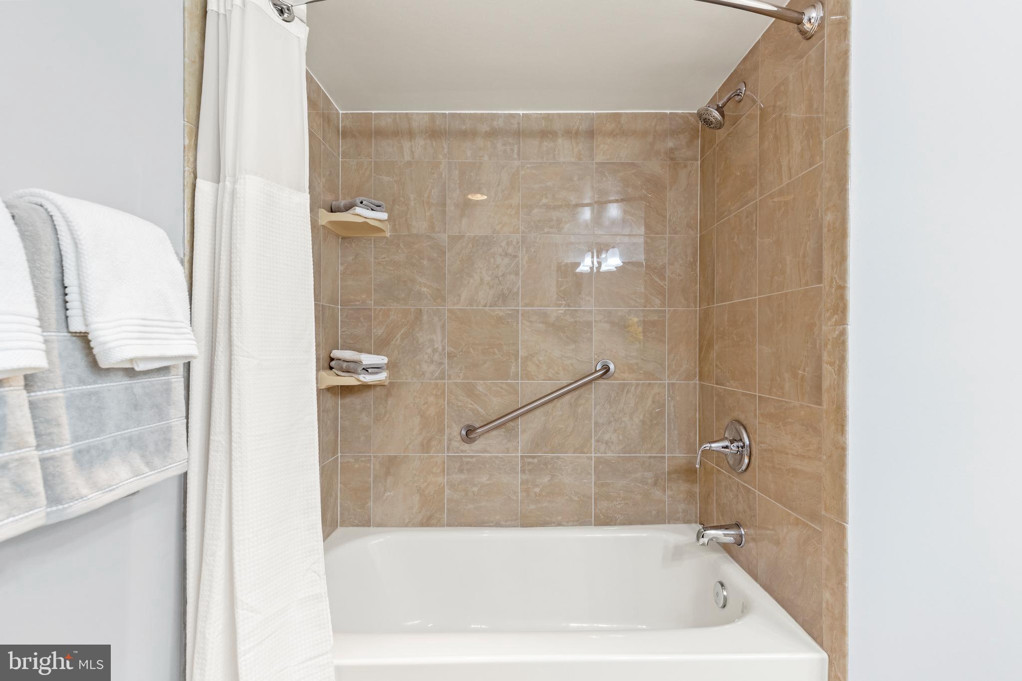 5505 Seminary Road, Unit 406N Falls Church, VA 22041 - Photo 17 of 35