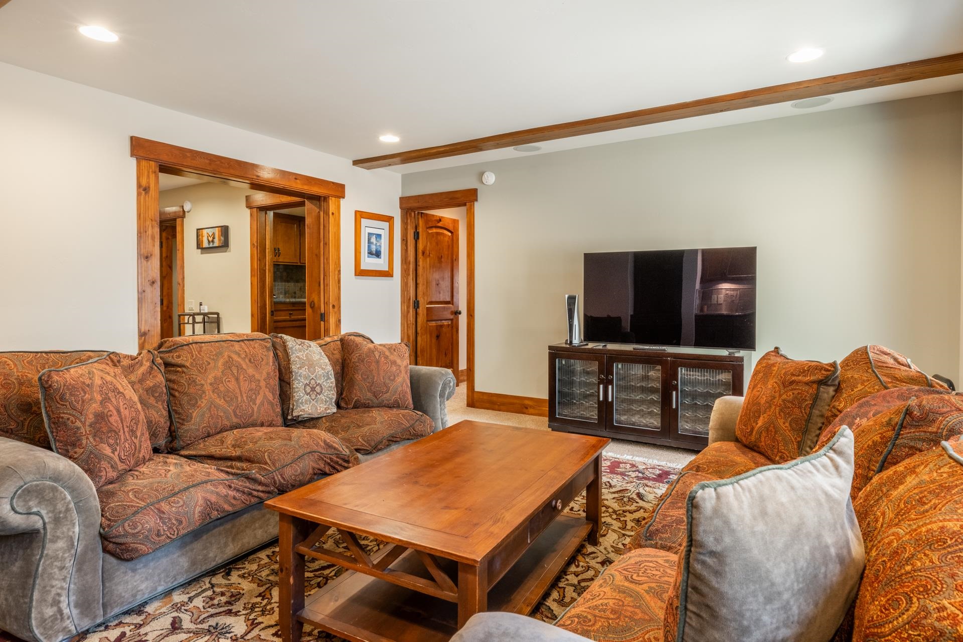 2124 Forest Trail Mammoth Lakes, CA 93546 - Photo 26 of 75