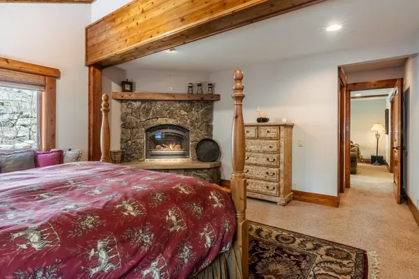 $2,850,000 | 2124 Forest Trail, Mammoth Lakes, CA 93546