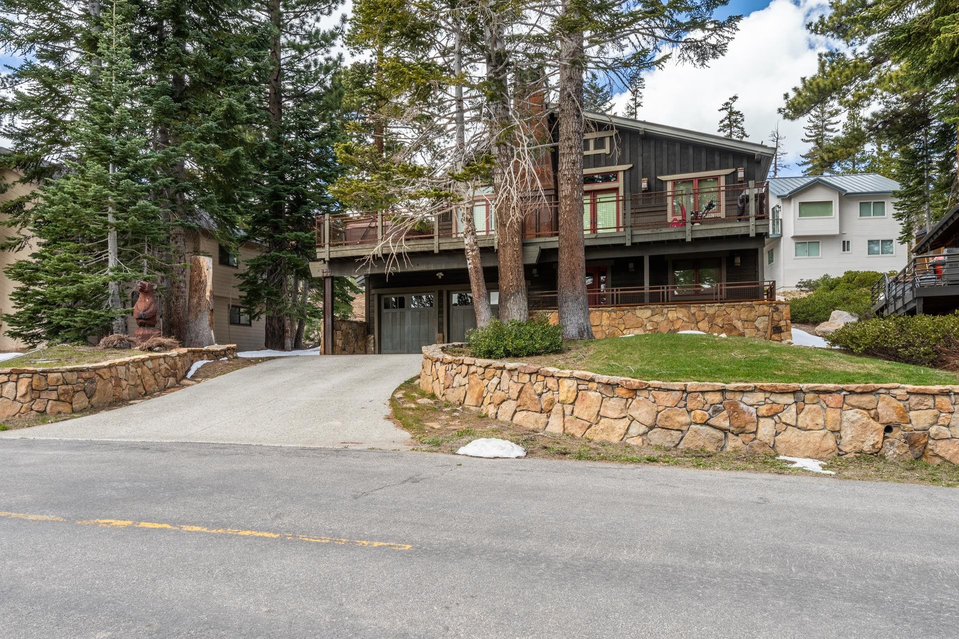 2124 Forest Trail Mammoth Lakes, CA 93546 - Photo 3 of 75