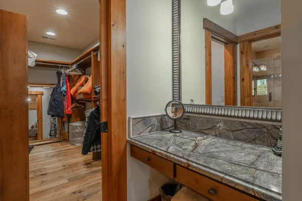 $2,850,000 | 2124 Forest Trail, Mammoth Lakes, CA 93546
