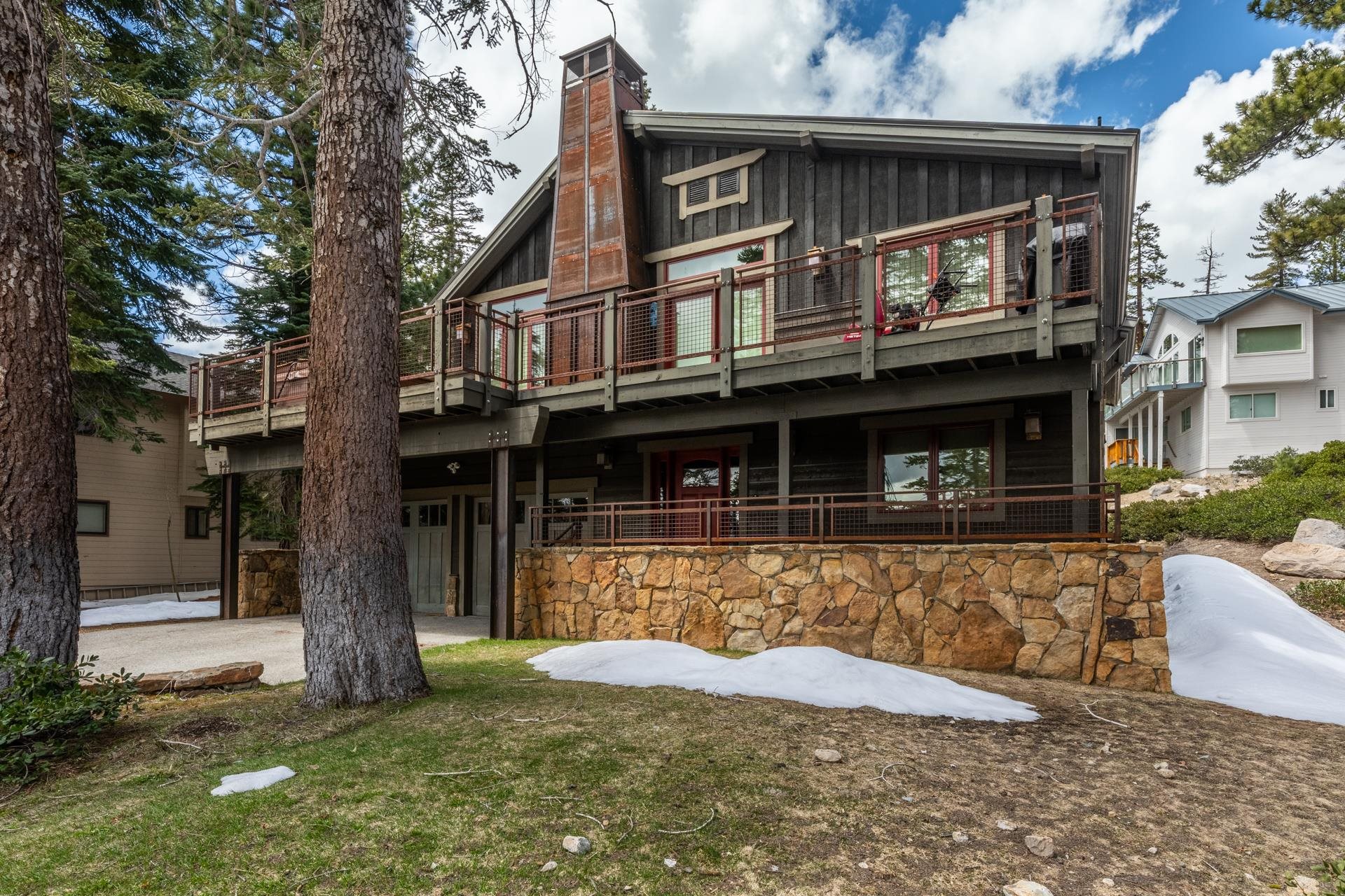 2124 Forest Trail Mammoth Lakes, CA 93546 - Photo 4 of 75