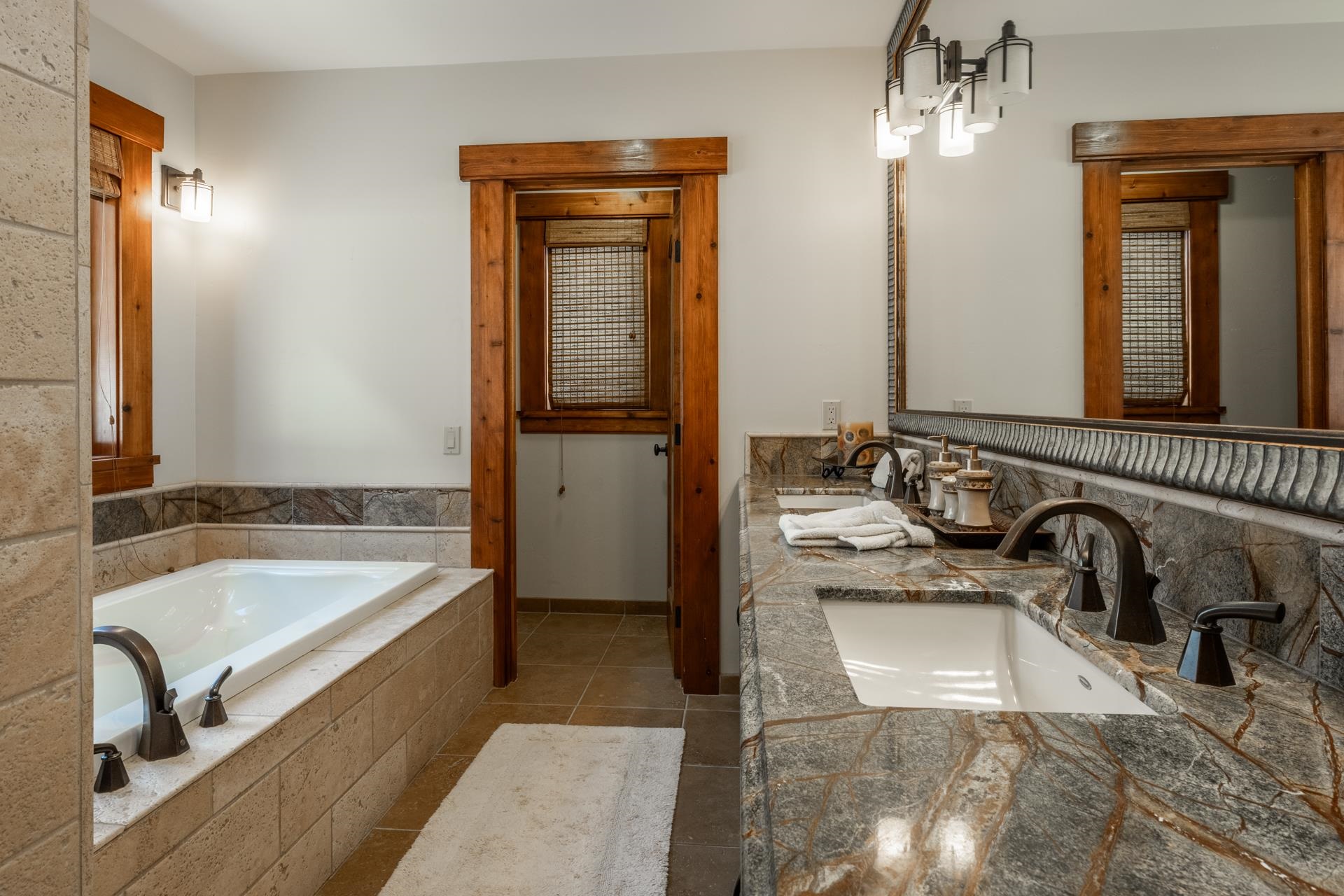 2124 Forest Trail Mammoth Lakes, CA 93546 - Photo 42 of 75