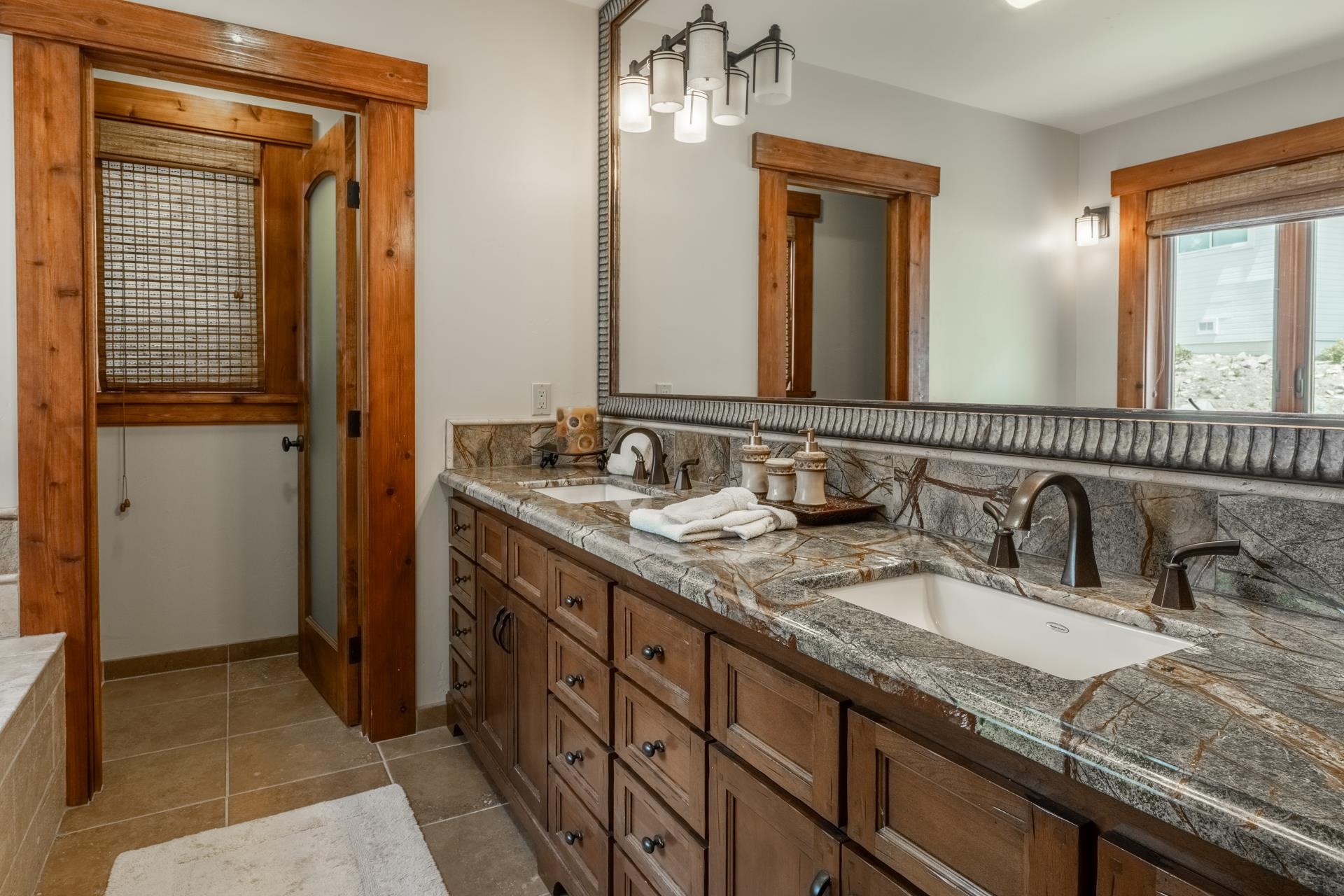 2124 Forest Trail Mammoth Lakes, CA 93546 - Photo 43 of 75