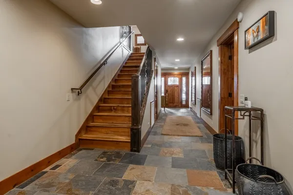 $2,850,000 | 2124 Forest Trail, Mammoth Lakes, CA 93546