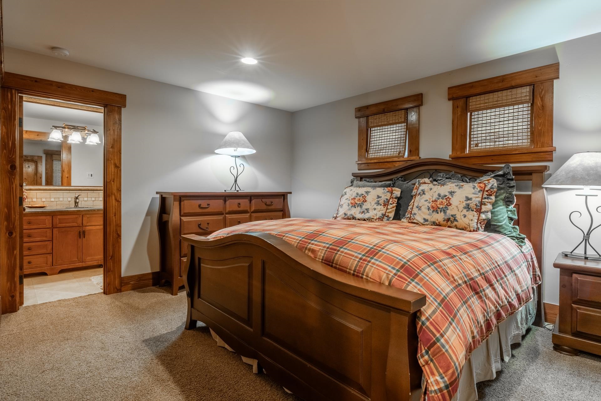 2124 Forest Trail Mammoth Lakes, CA 93546 - Photo 9 of 75