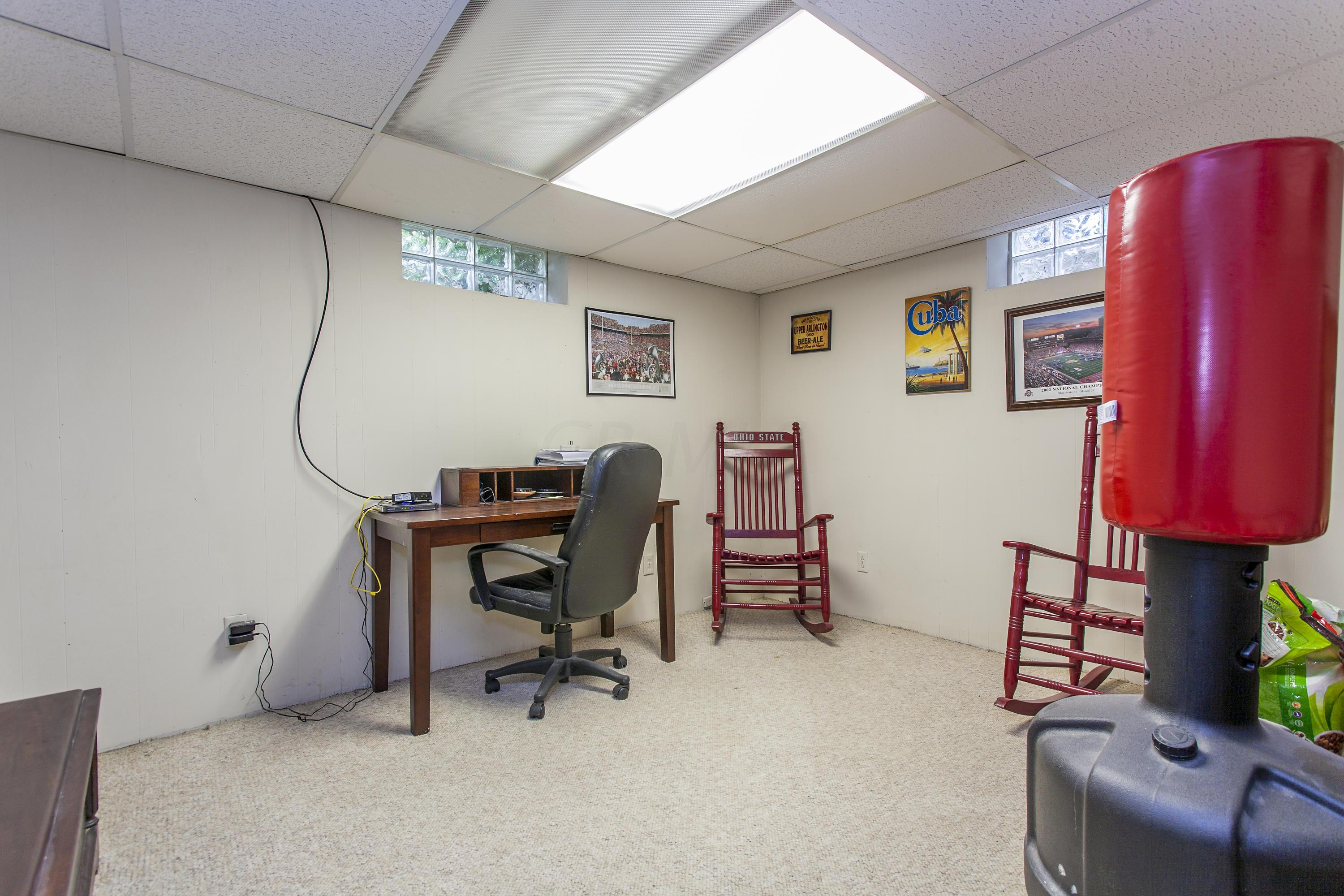 2541 Nottingham Road Columbus, OH 43221 - Photo 25 of 25