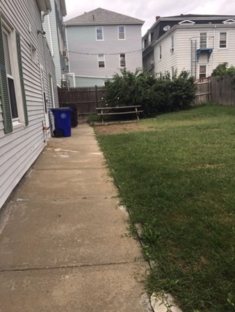 140 Forest Street Fall River, MA 02721 - Photo 6 of 28