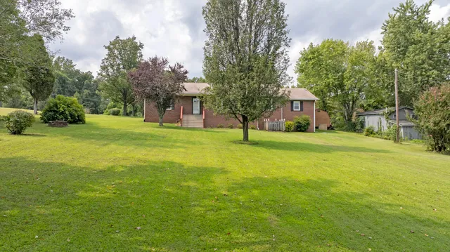 $359,000 | 161 South Hillcrest Drive, Spring City, TN 37381