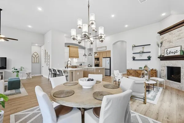$749,900 | 2016 Strolling Way, Argyle, TX 76226