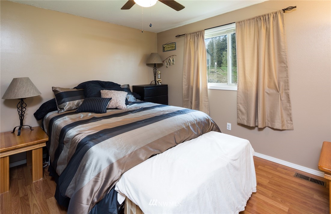 1472 Kamm Road Lynden, WA 98264 - Photo 11 of 20 Gallery Image 11