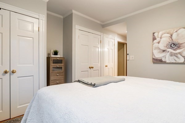 41 Winthrop Road, Unit 41 Brookline, MA 02445 - Photo 16 of 35