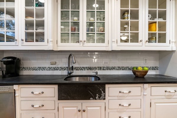 41 Winthrop Road, Unit 41 Brookline, MA 02445 - Photo 8 of 35