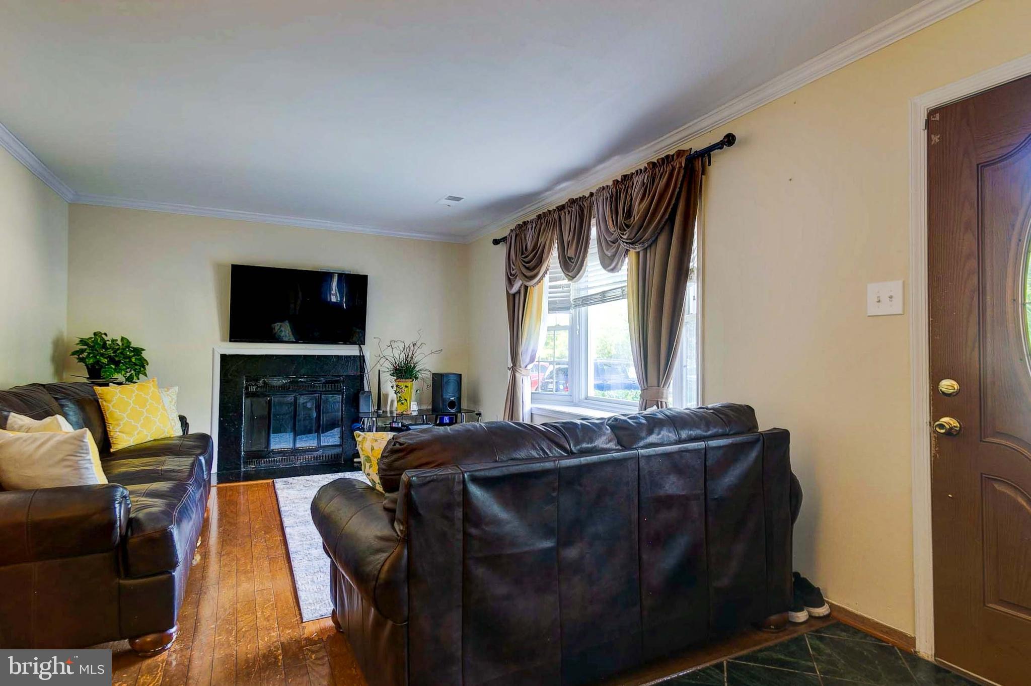 15706 Haynes Road Laurel, MD 20707 - Photo 4 of 33 Gallery Image 4