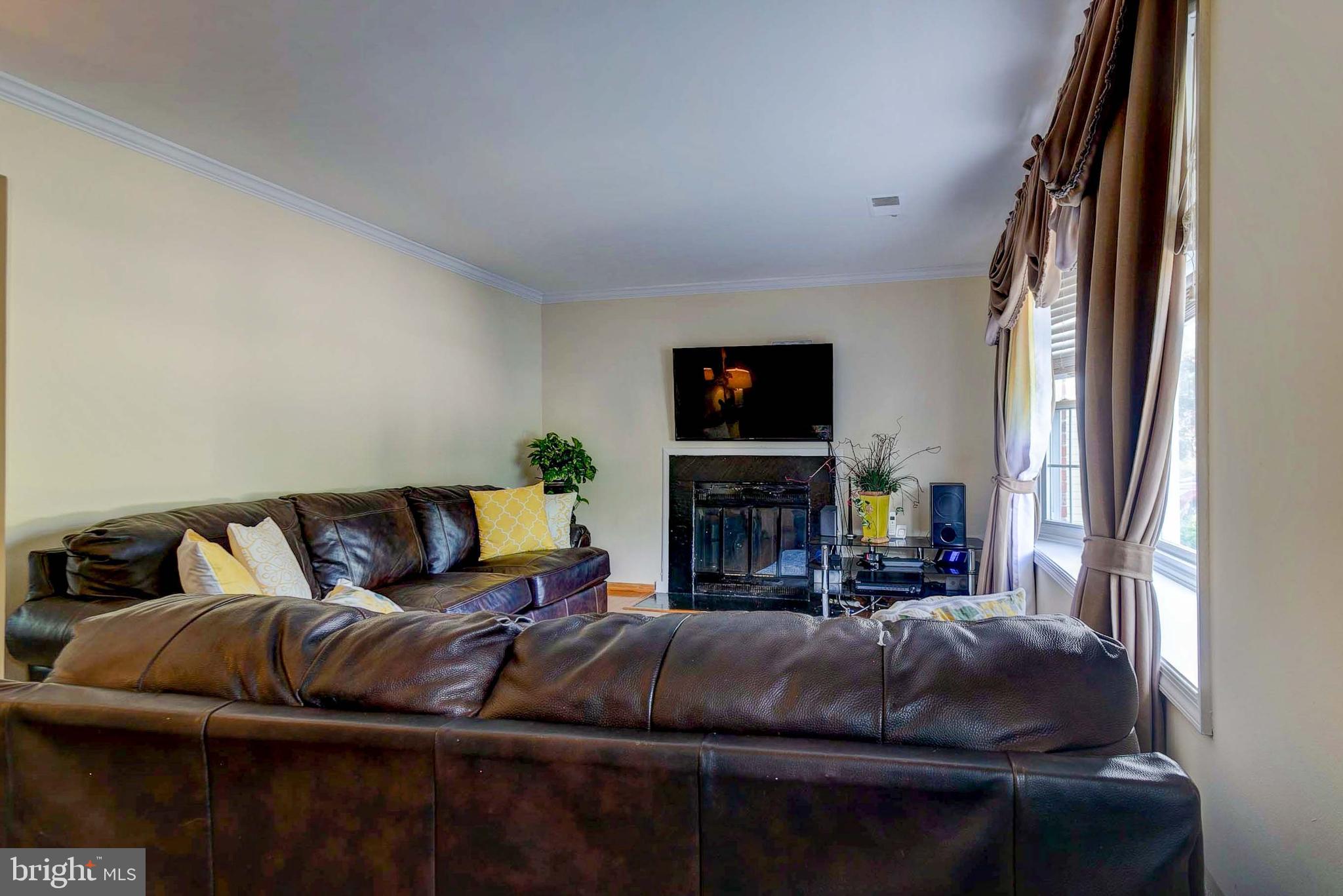 15706 Haynes Road Laurel, MD 20707 - Photo 5 of 33 Gallery Image 5