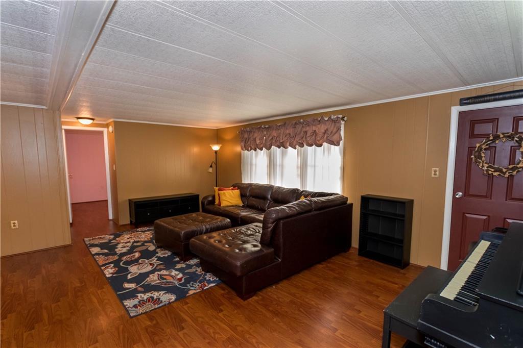 256 Kandy Lane Republic, PA 15475 - Photo 3 of 17