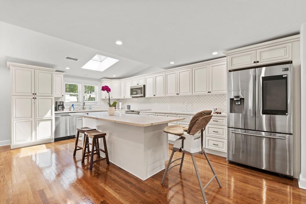 48 Lyndon Road Sharon, MA 02067 - Photo 2 of 22