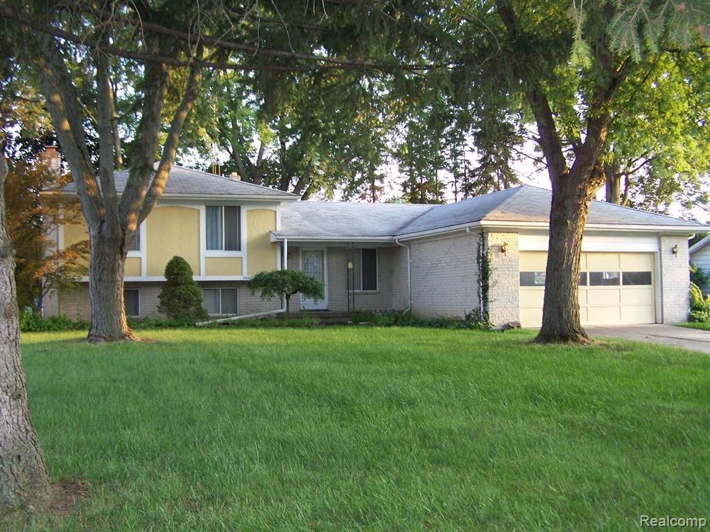 2287 Old Hickory Boulevard Davison, MI 48423 - Photo 1 of 27