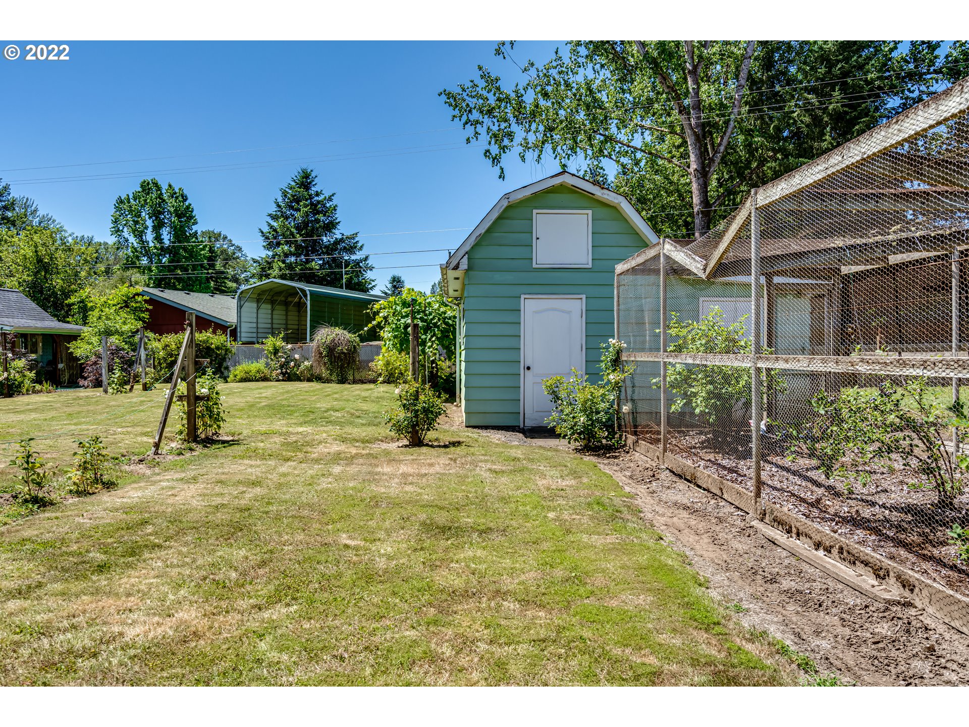 37833 Camp Creek Road Springfield, OR 97478 - Photo 21 of 32 a view of a house with a yard
