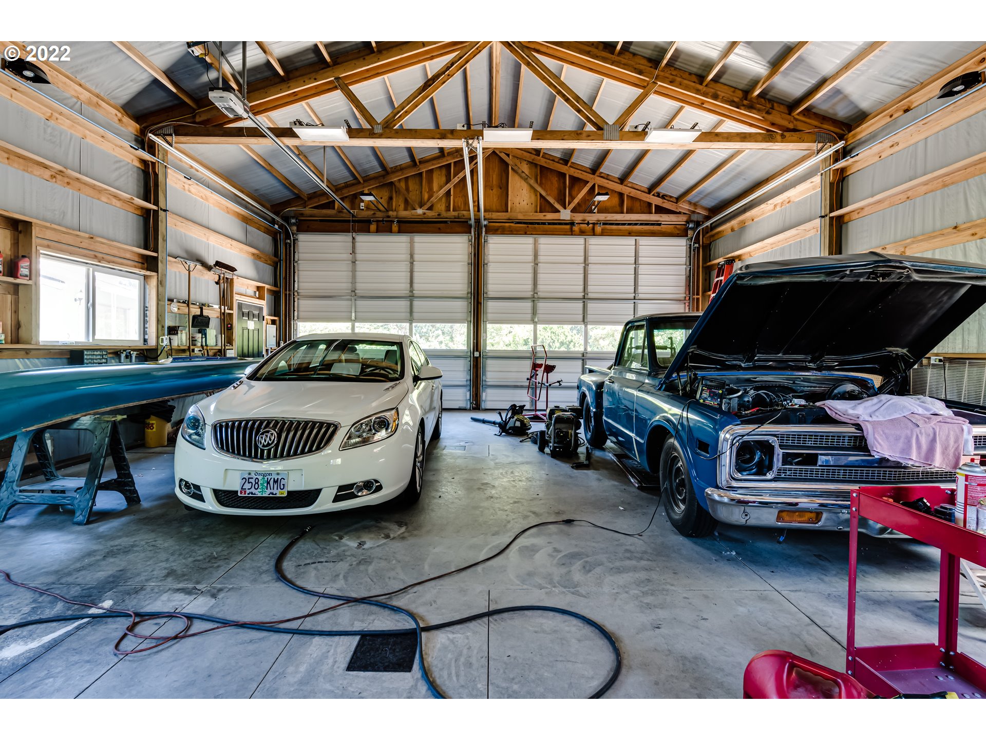 37833 Camp Creek Road Springfield, OR 97478 - Photo 28 of 32 a view of car parked in garage