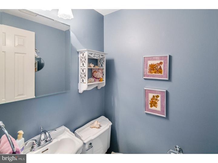 220 Sharrowvale Road Cherry Hill, NJ 08034 - Photo 15 of 25