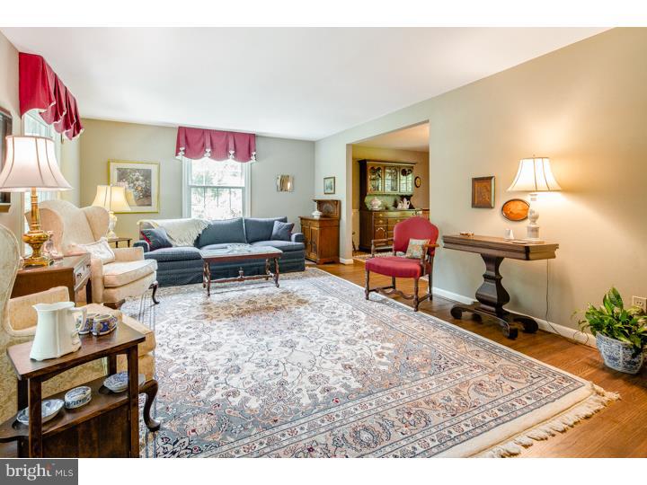 220 Sharrowvale Road Cherry Hill, NJ 08034 - Photo 4 of 25