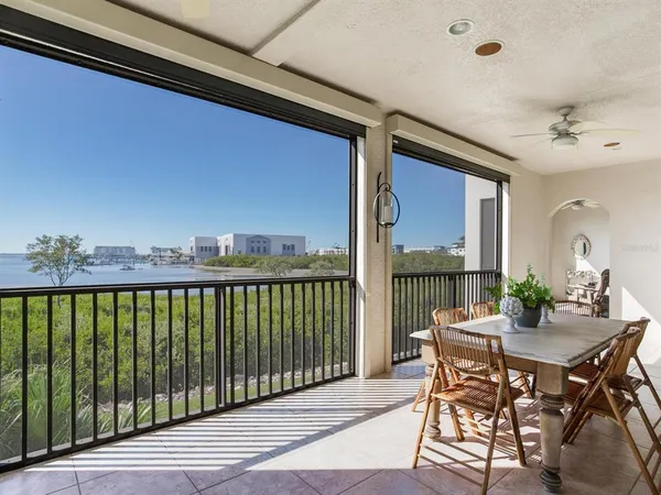$1,725,000 | 5707 Yeats Manor Drive, Unit 201, Tampa, FL 33611