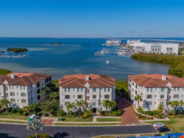 $1,725,000 | 5707 Yeats Manor Drive, Unit 201, Tampa, FL 33611