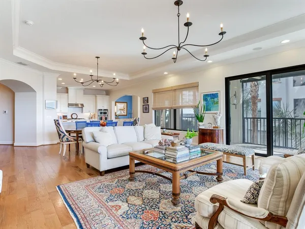 $1,725,000 | 5707 Yeats Manor Drive, Unit 201, Tampa, FL 33611