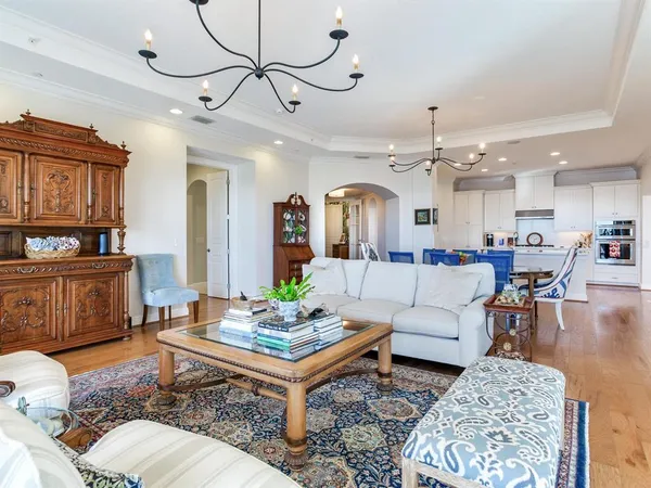 $1,725,000 | 5707 Yeats Manor Drive, Unit 201, Tampa, FL 33611