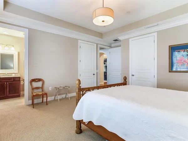 $1,725,000 | 5707 Yeats Manor Drive, Unit 201, Tampa, FL 33611