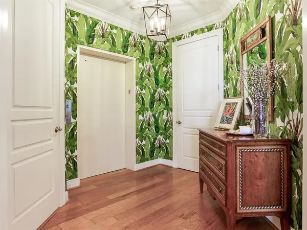 $1,725,000 | 5707 Yeats Manor Drive, Unit 201, Tampa, FL 33611